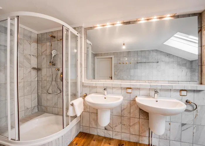 Vakantiehuis Hoch 10 *